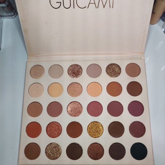 30 pan bare necessities eyeshadow palette - Picture 2 of 4